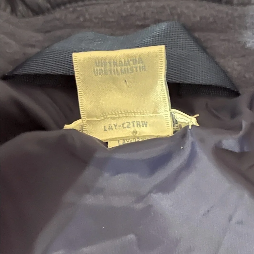 Ralph Lauren baby girls' rugby quilted down jacket in pink and navy blue. Sz 9M. - Picture 7 of 8